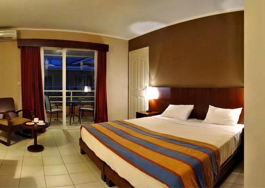 Koniambo Hotel Koné Værelse billede