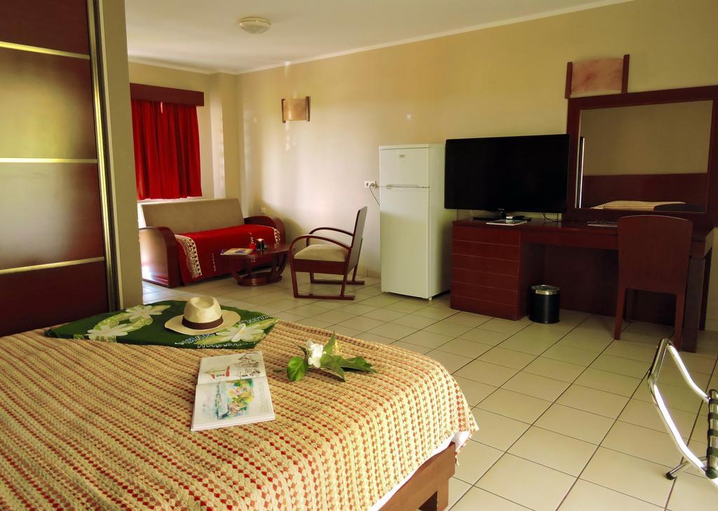 Koniambo Hotel Koné Eksteriør billede