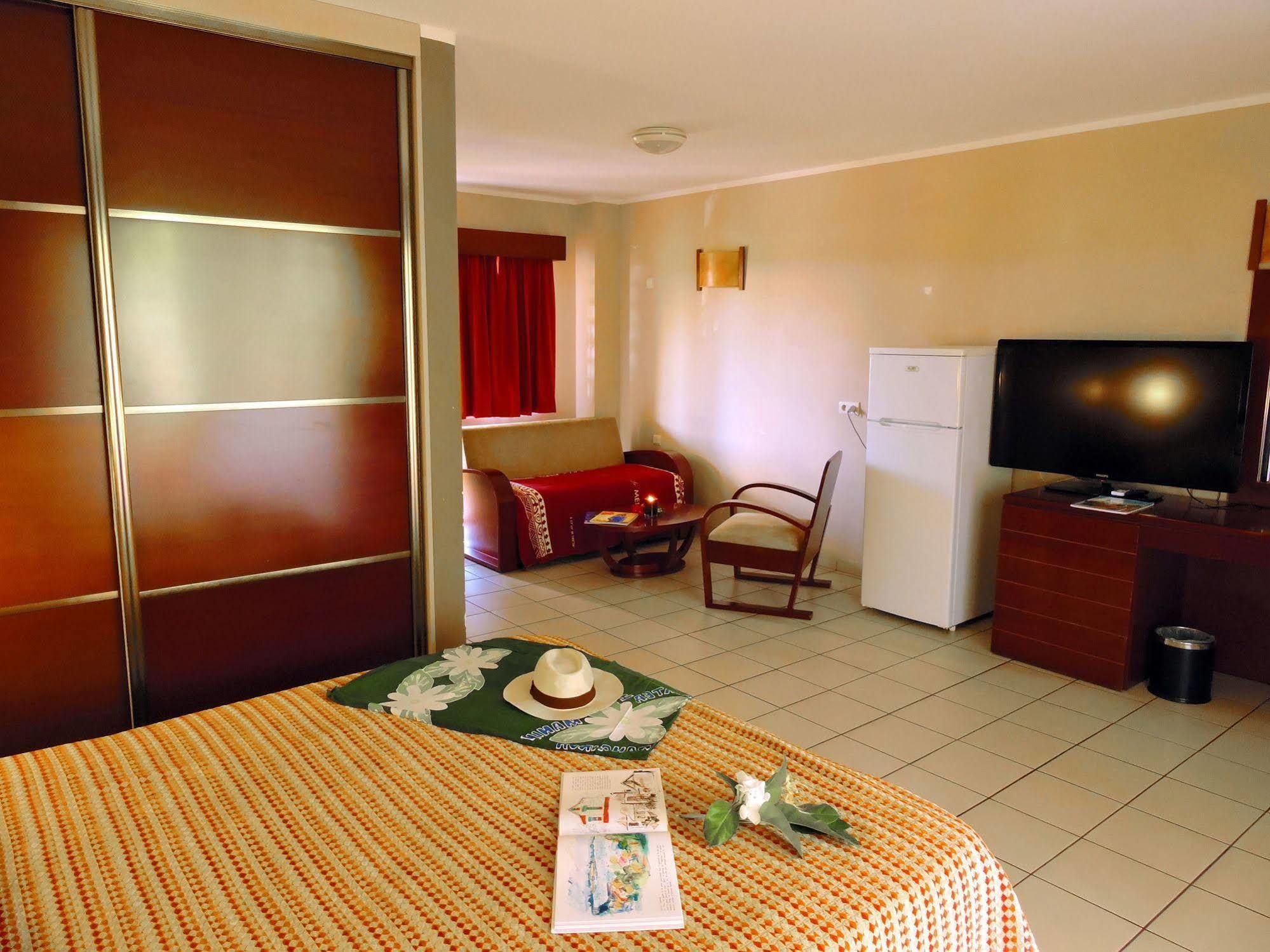 Koniambo Hotel Koné Eksteriør billede