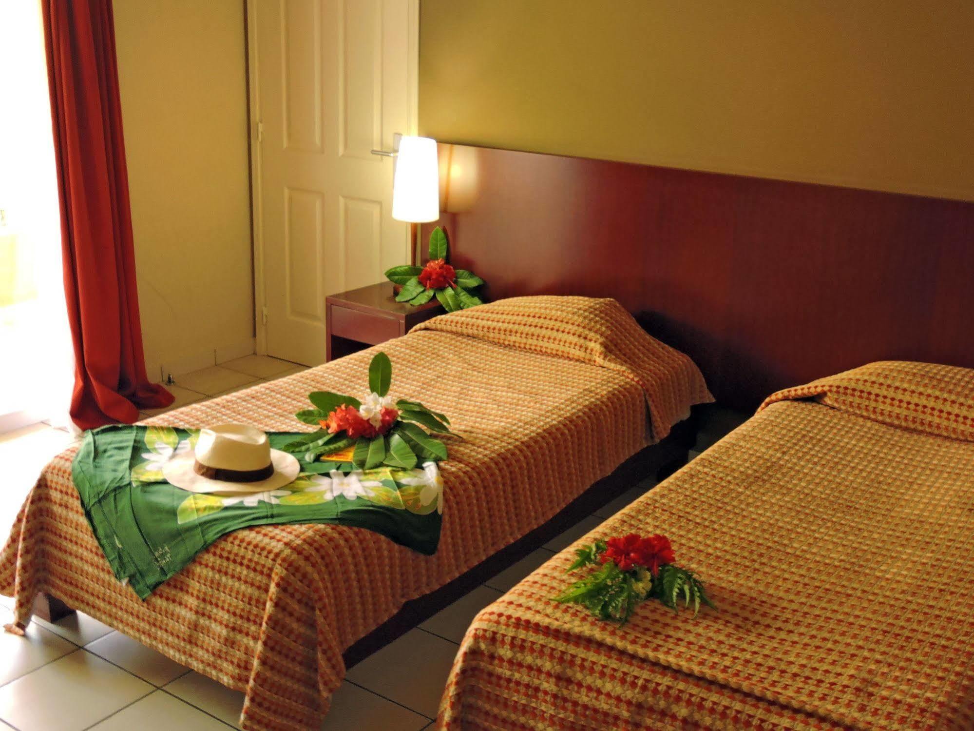 Koniambo Hotel Koné Eksteriør billede